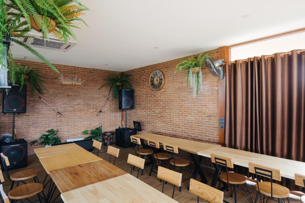 Srida Resort Lanna And Cafe Чиангмай Екстериор снимка